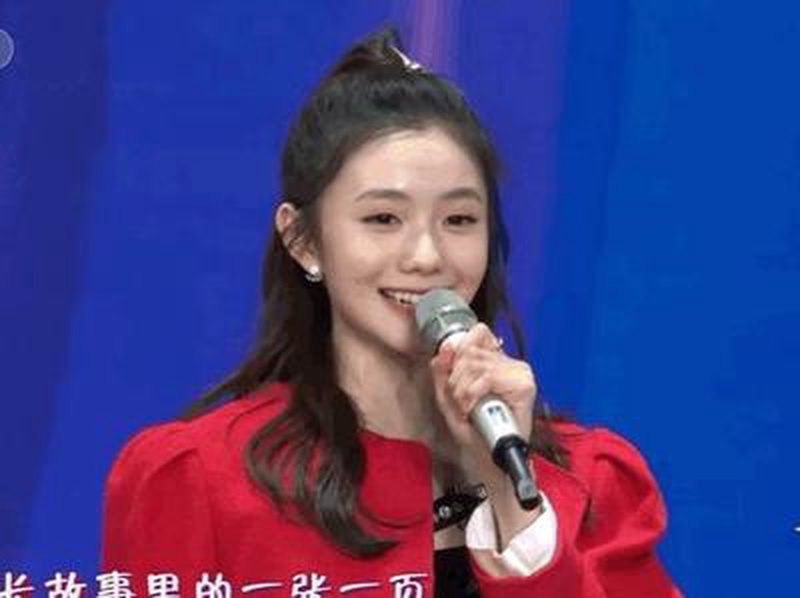 救命！刘浩存红毯造型到底是在搞什么啊